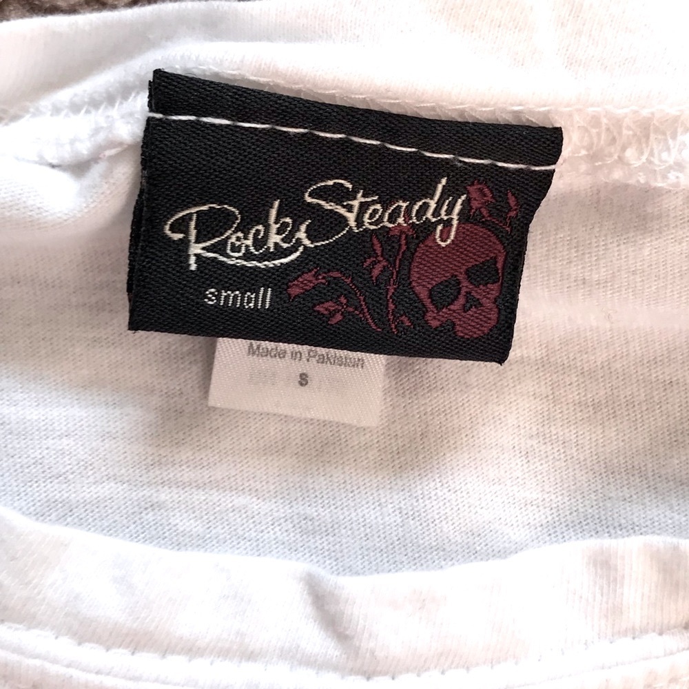 Redhead Mermaid Castaway T-Shirt Size Small. - Picture 3 of 3